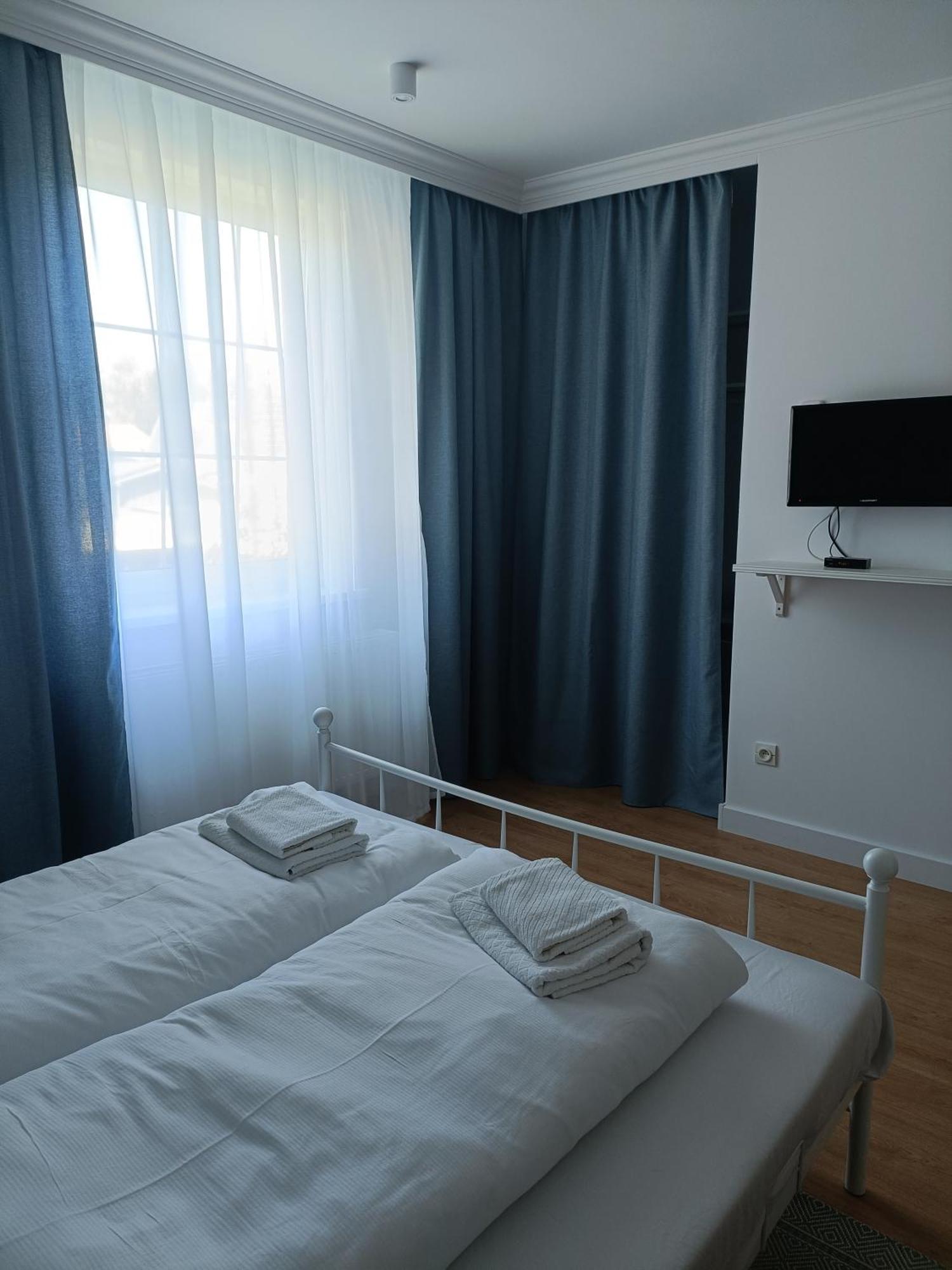 Pokoje Goscinne Fala Pobierowo Esterno foto